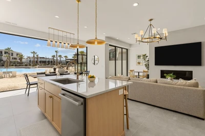 Barefoot Beach House B
