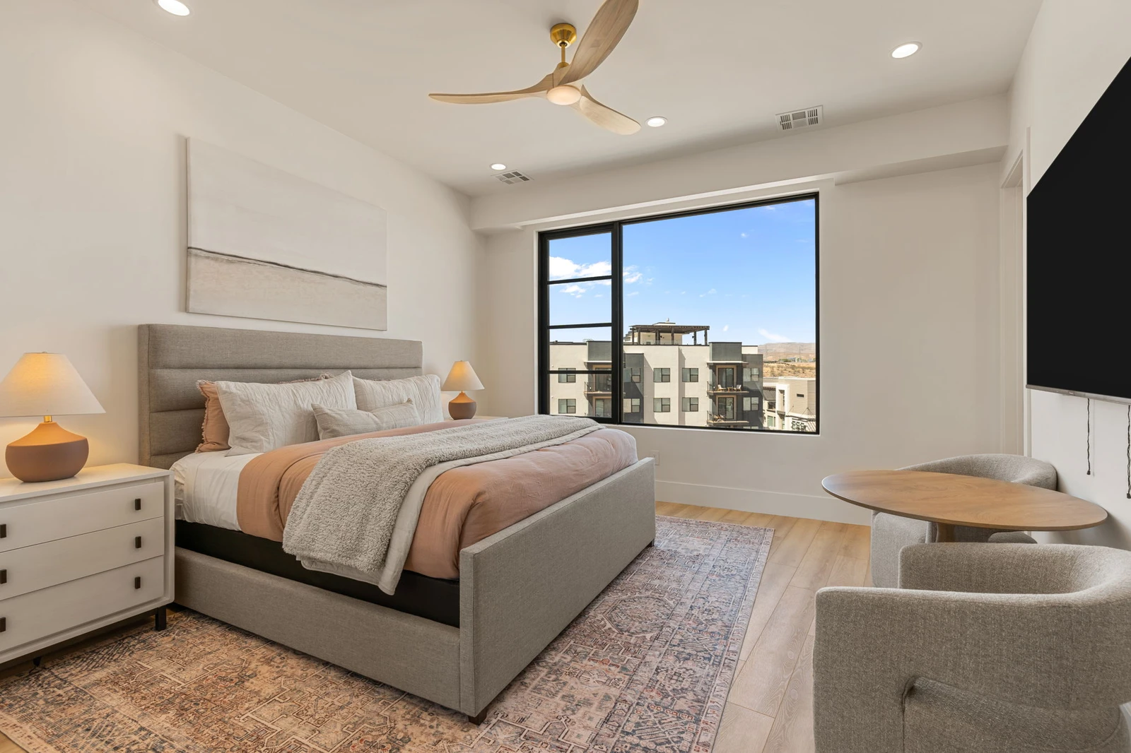Unit C - King Bedroom