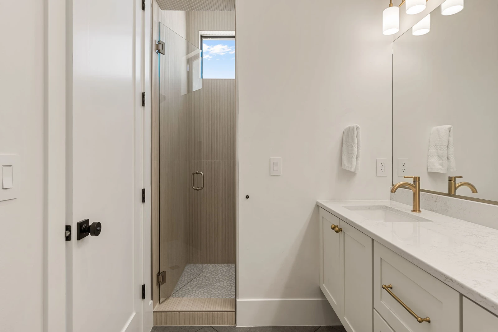 Unit C - Bathroom