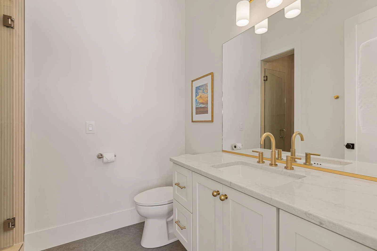 Unit B - Bathroom