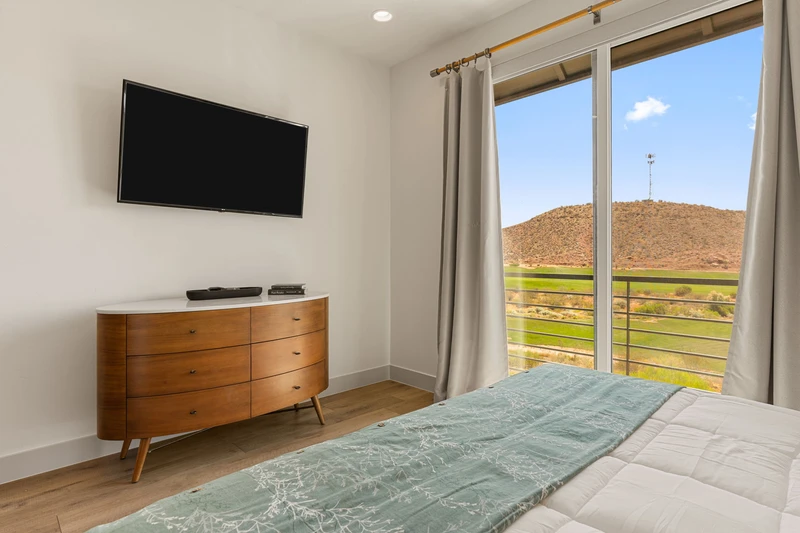 King Bedroom