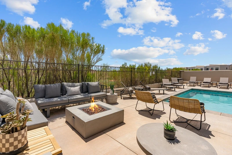 House 1 - Fire Pit