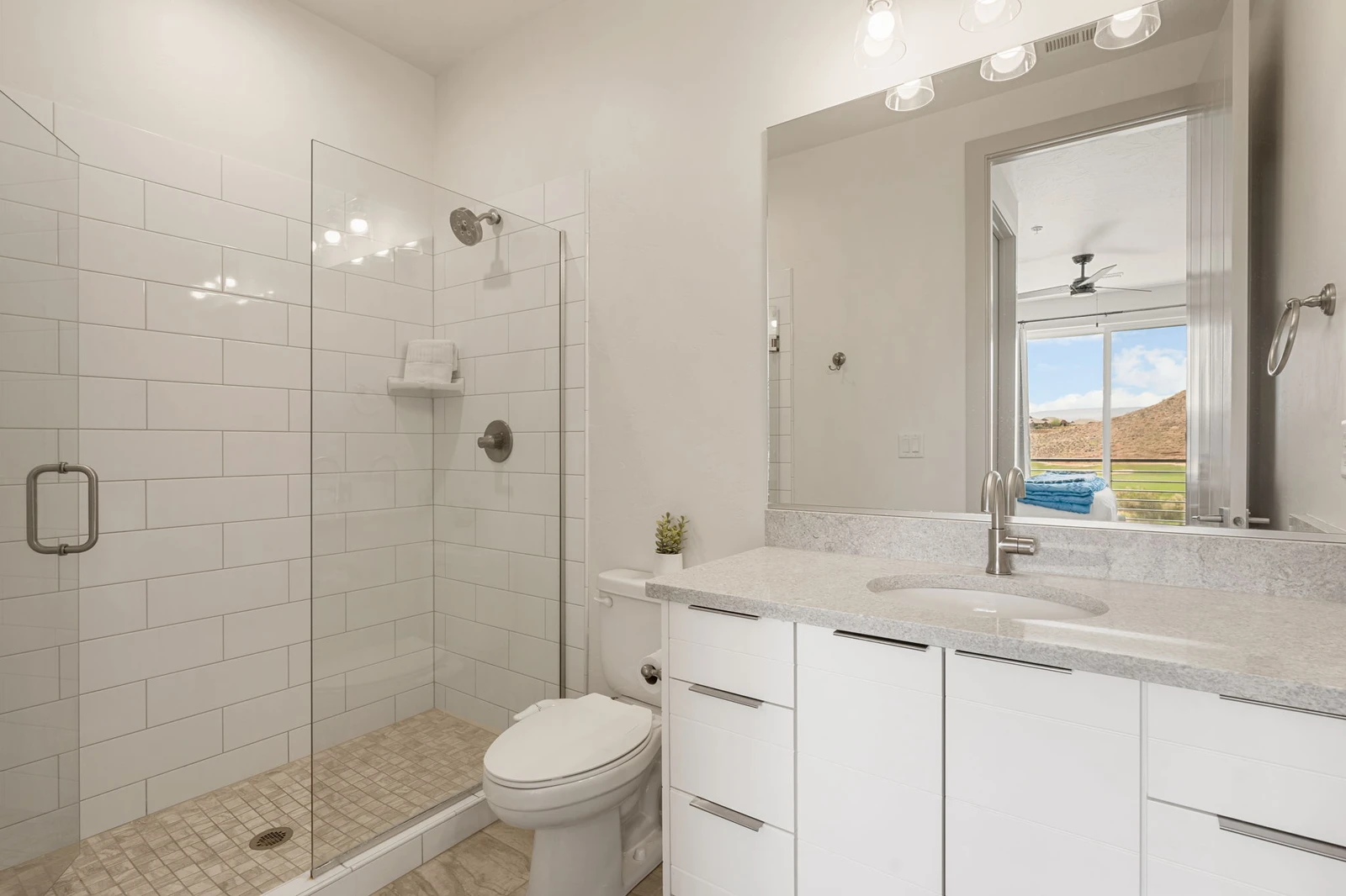 House 1 - Bathroom