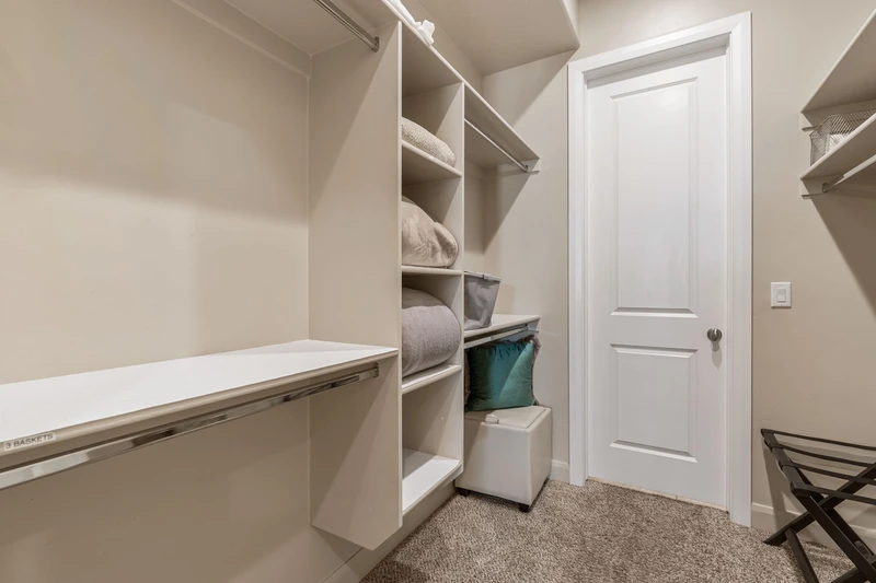 Master Bedroom Closet