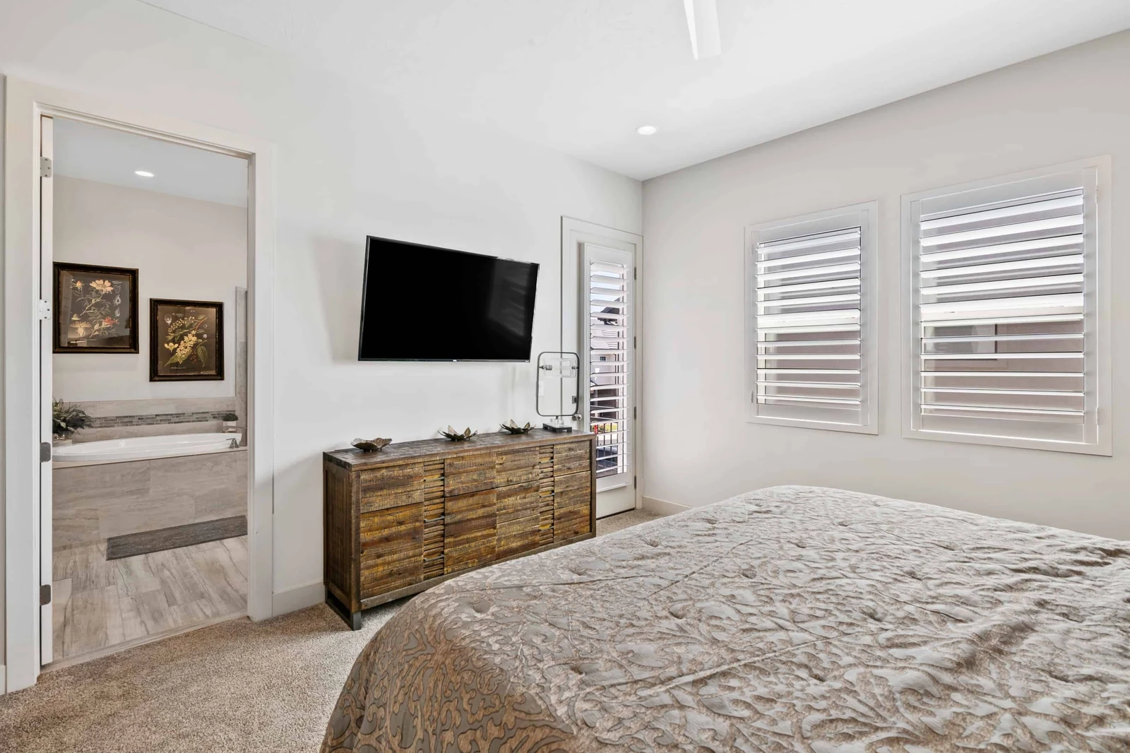 King Bedroom