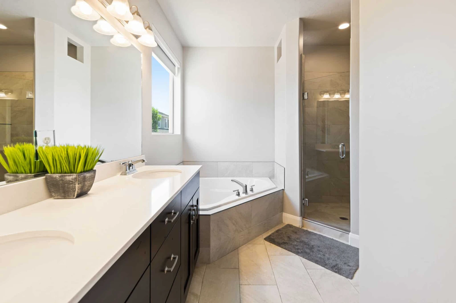 Bathroom with Large Soaking Tub