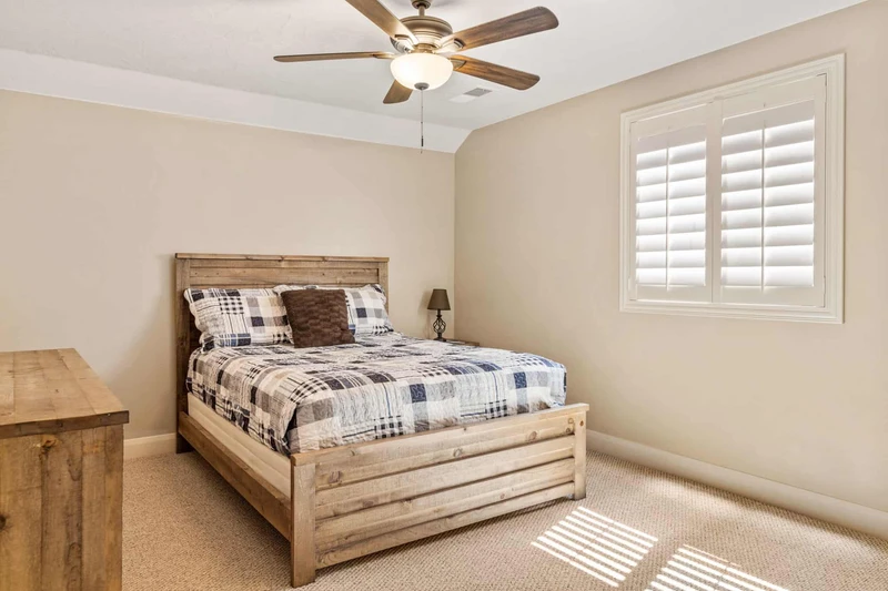 Queen Bedroom