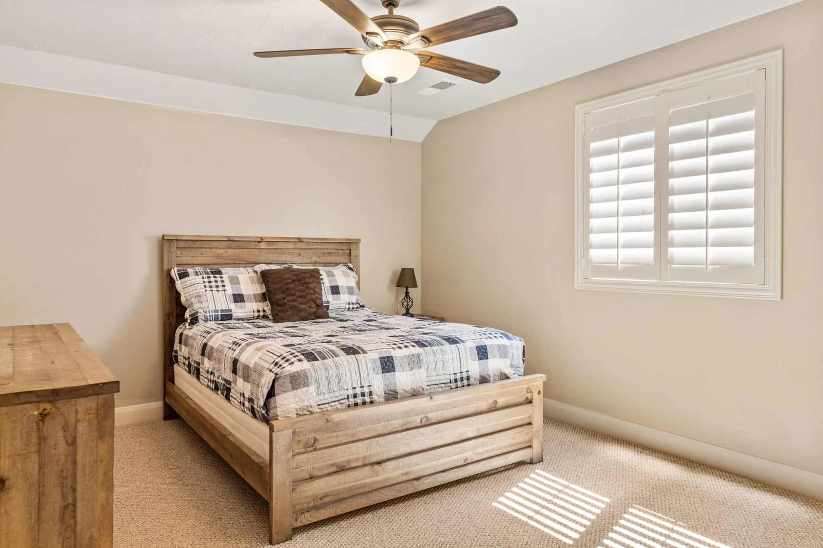 Queen Bedroom