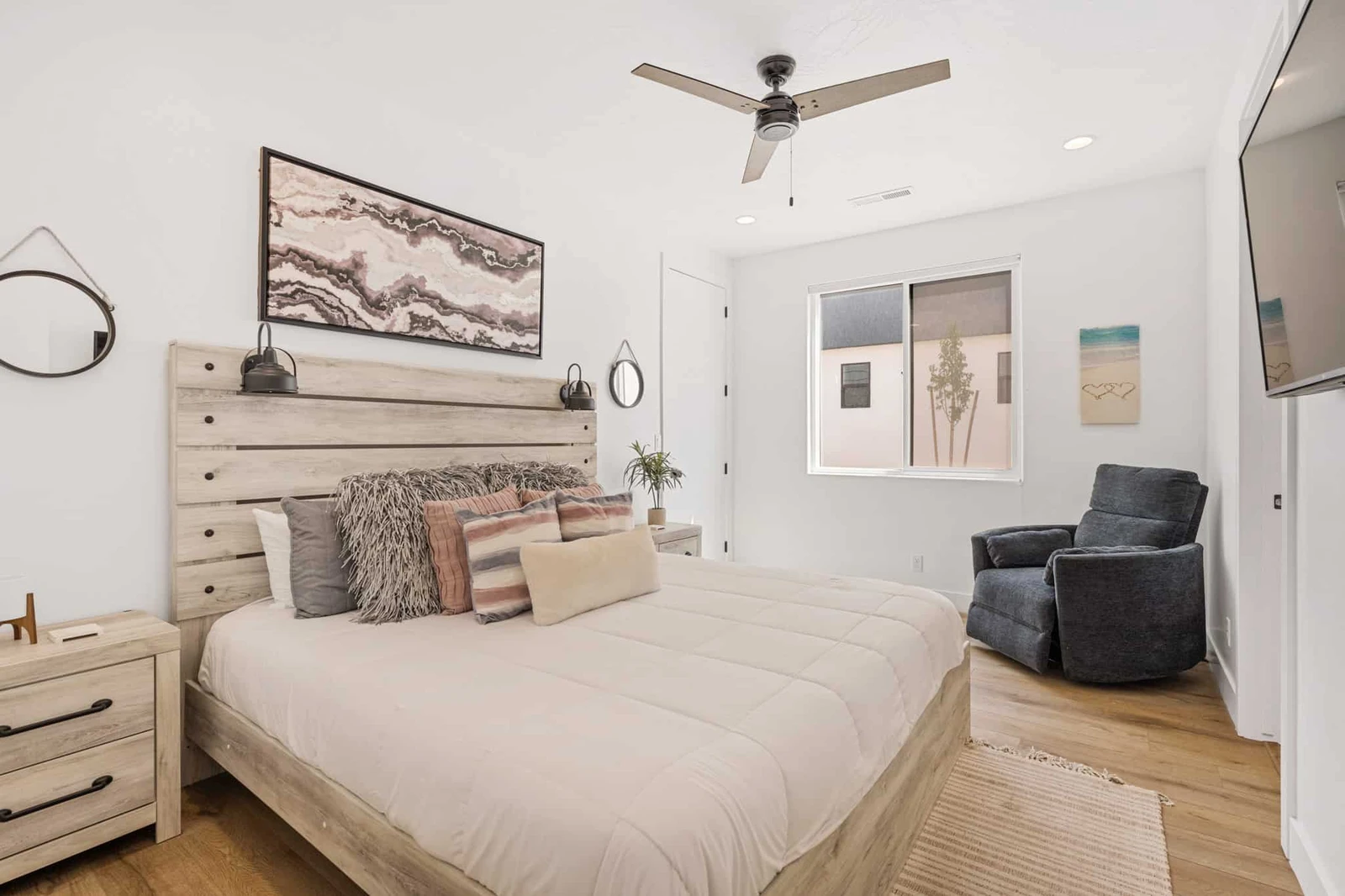 King Bedroom