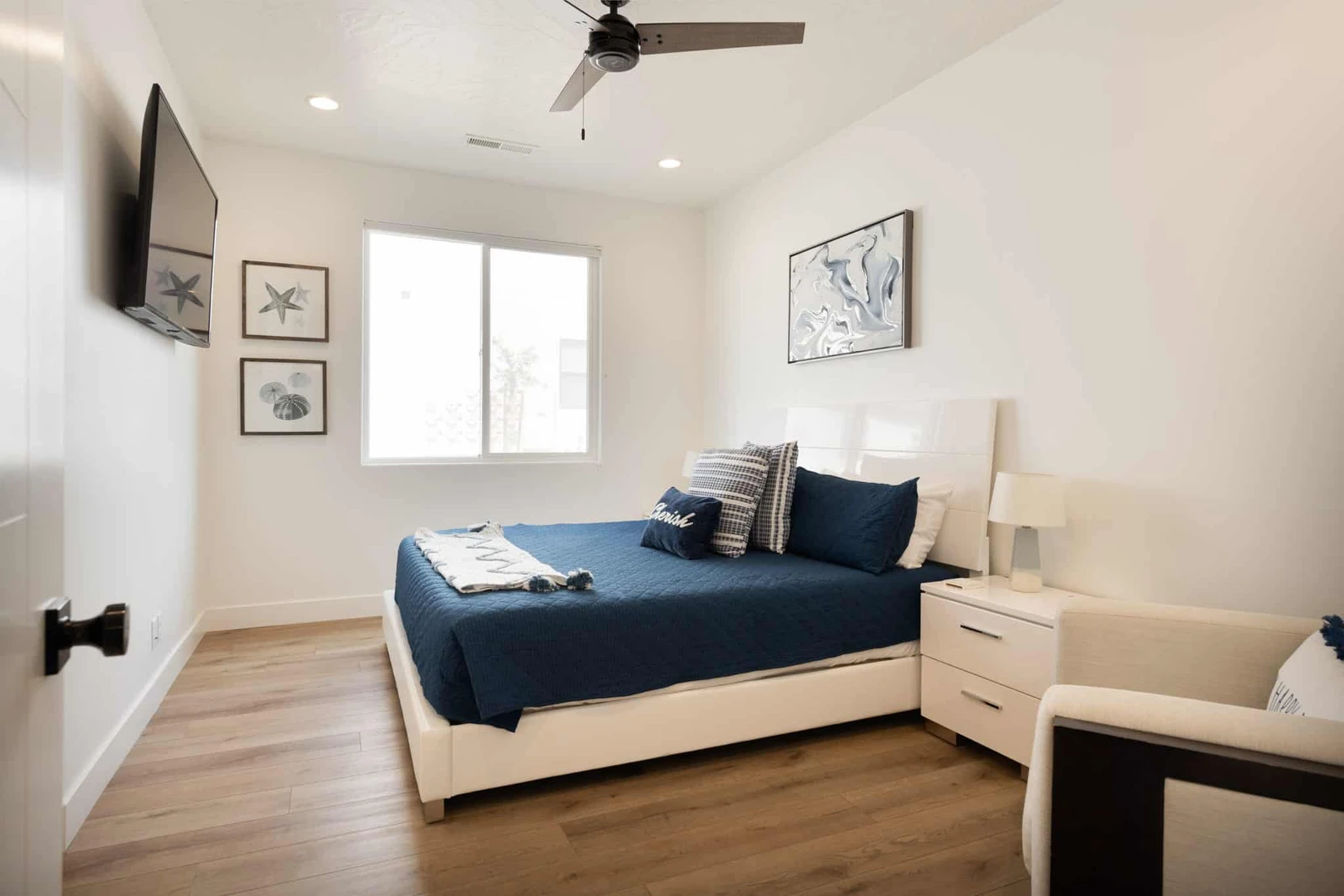 King Downstairs Bedroom