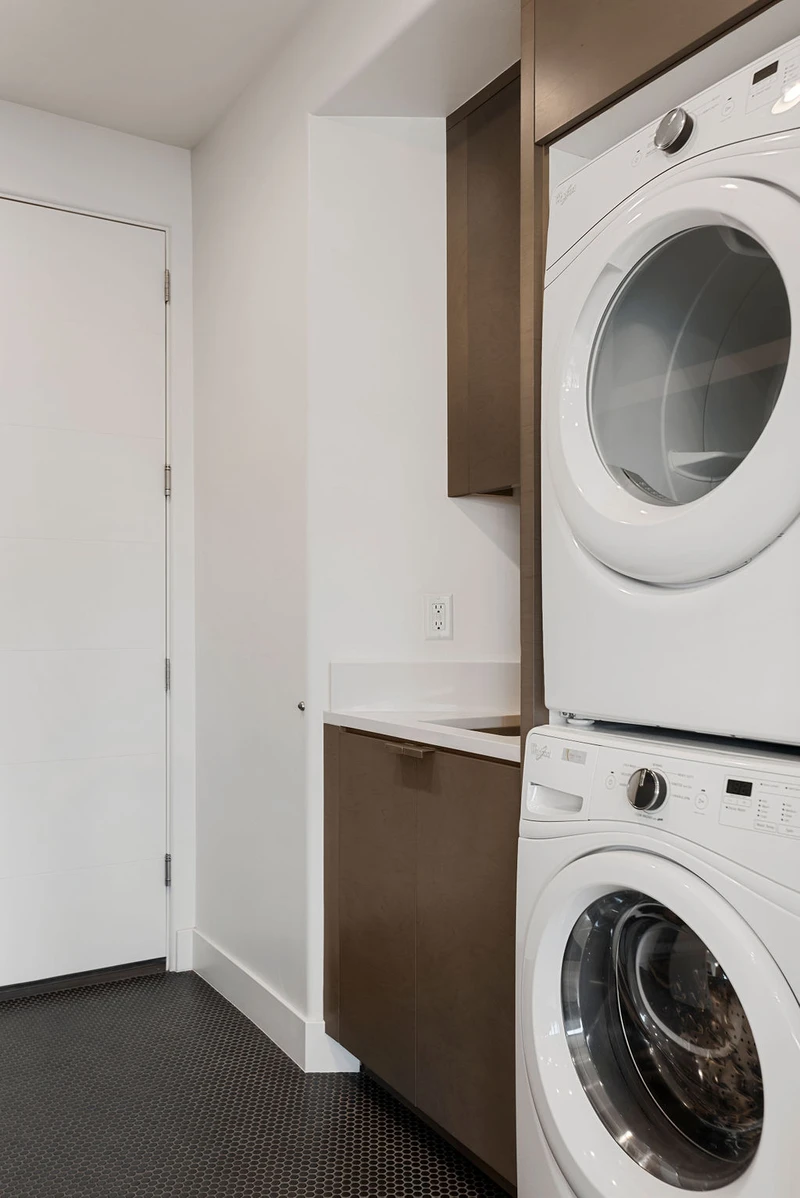 Washer / Dryer