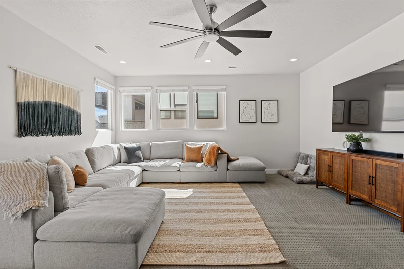 2nd Floor Living Space