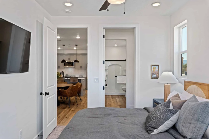 King Bedroom