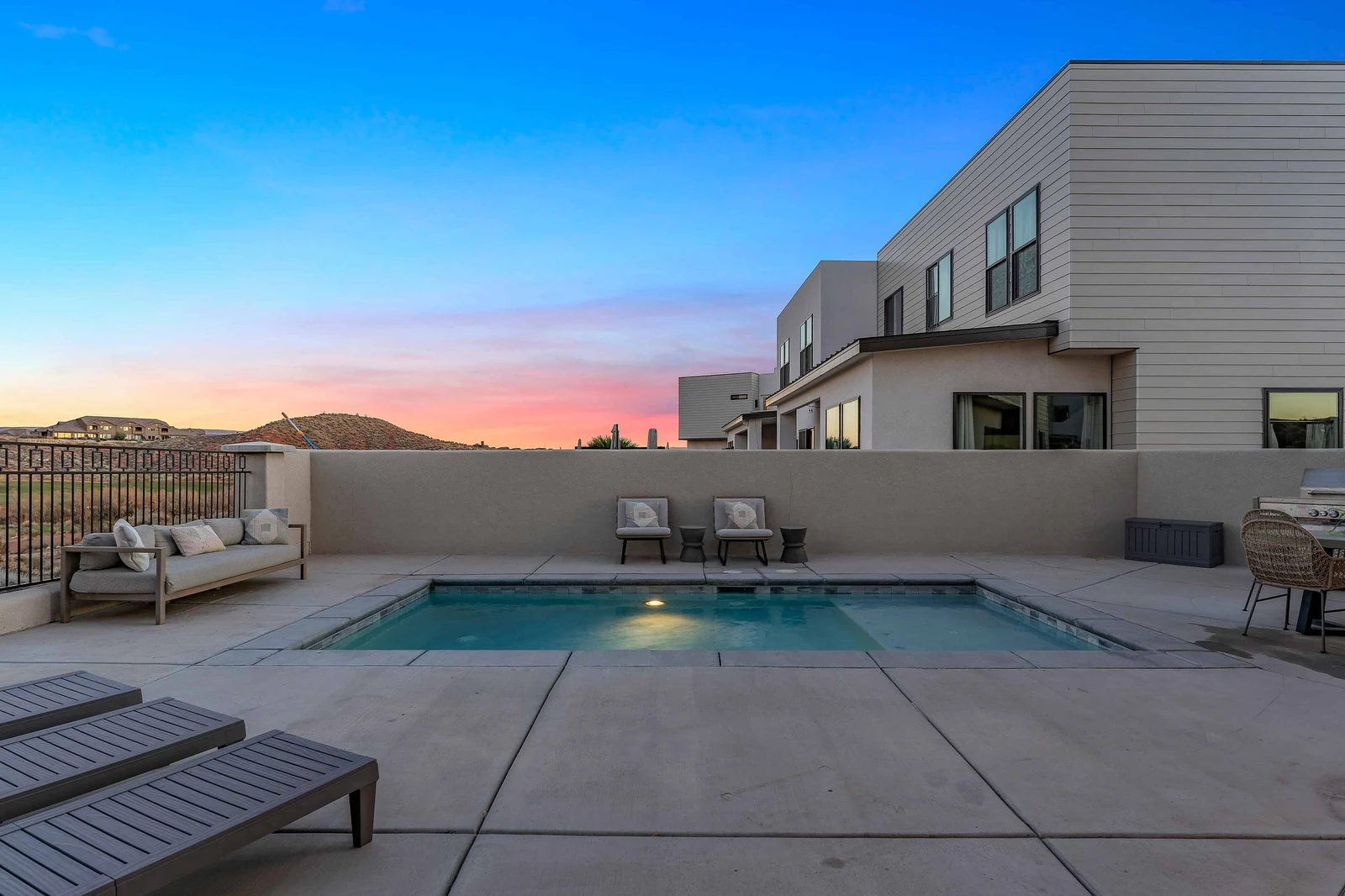 Private Pool