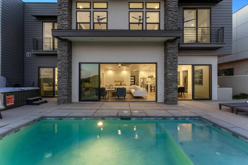 Private Pool
