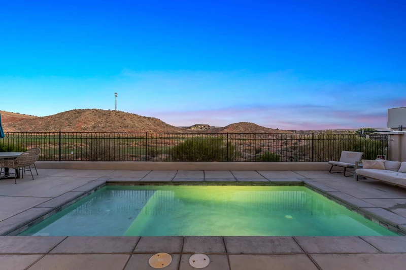 Private Pool