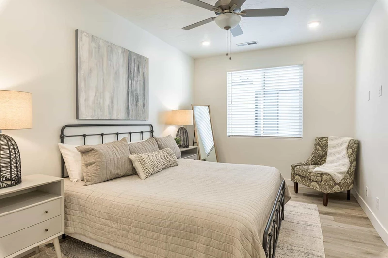 King Bedroom