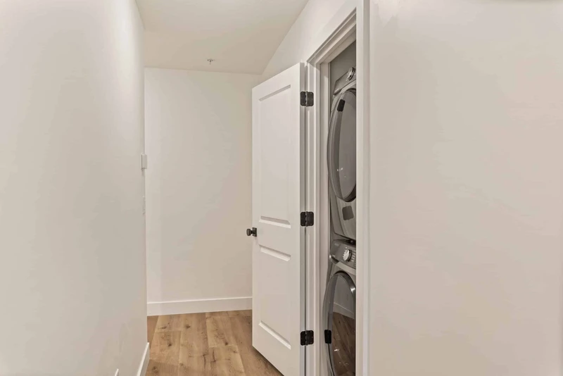2nd Floor Hallway
