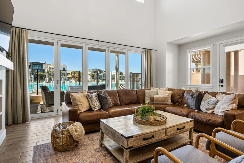 Living Room (Lagoon-Front Backyard)