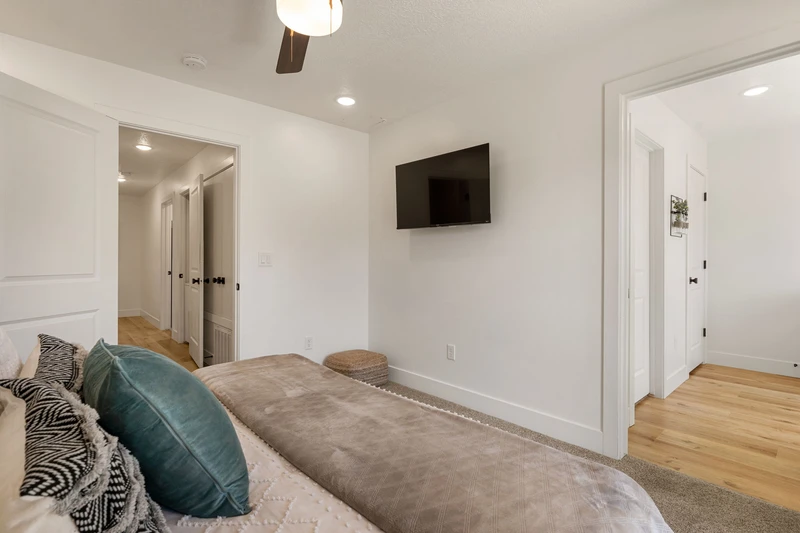 King Bedroom