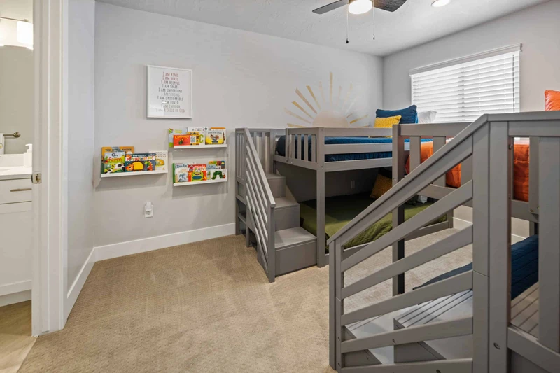 Twin/Twin Bunks