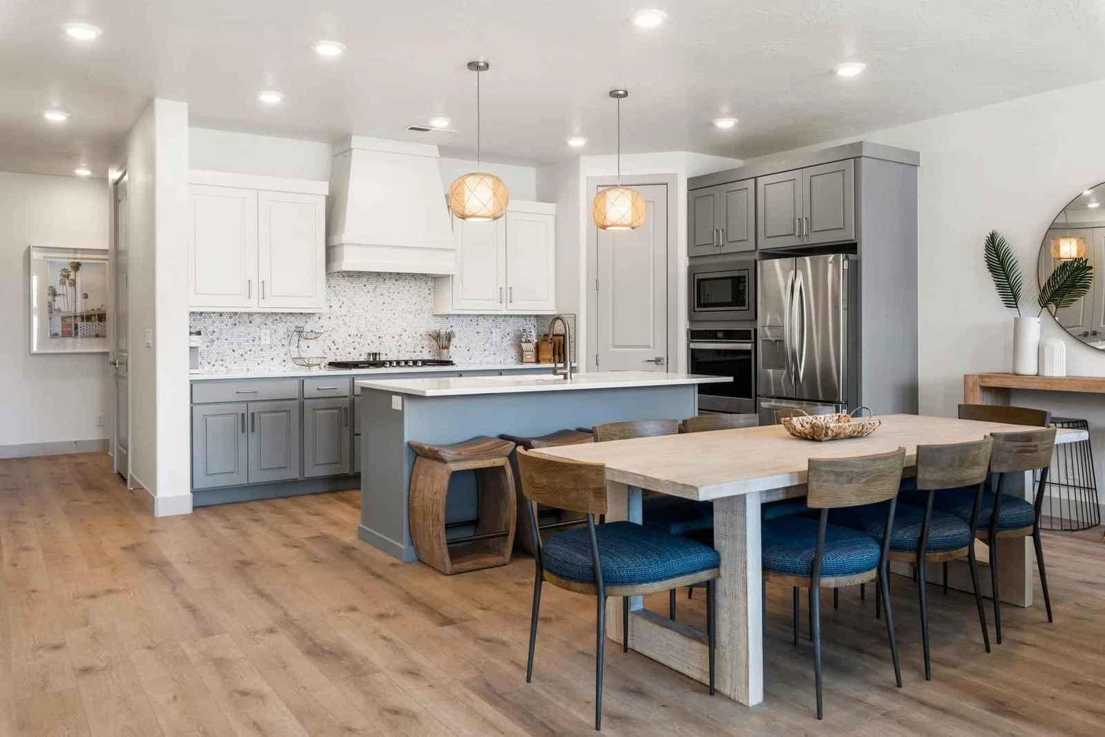 Fully Equipped Kitchen and Dining Area