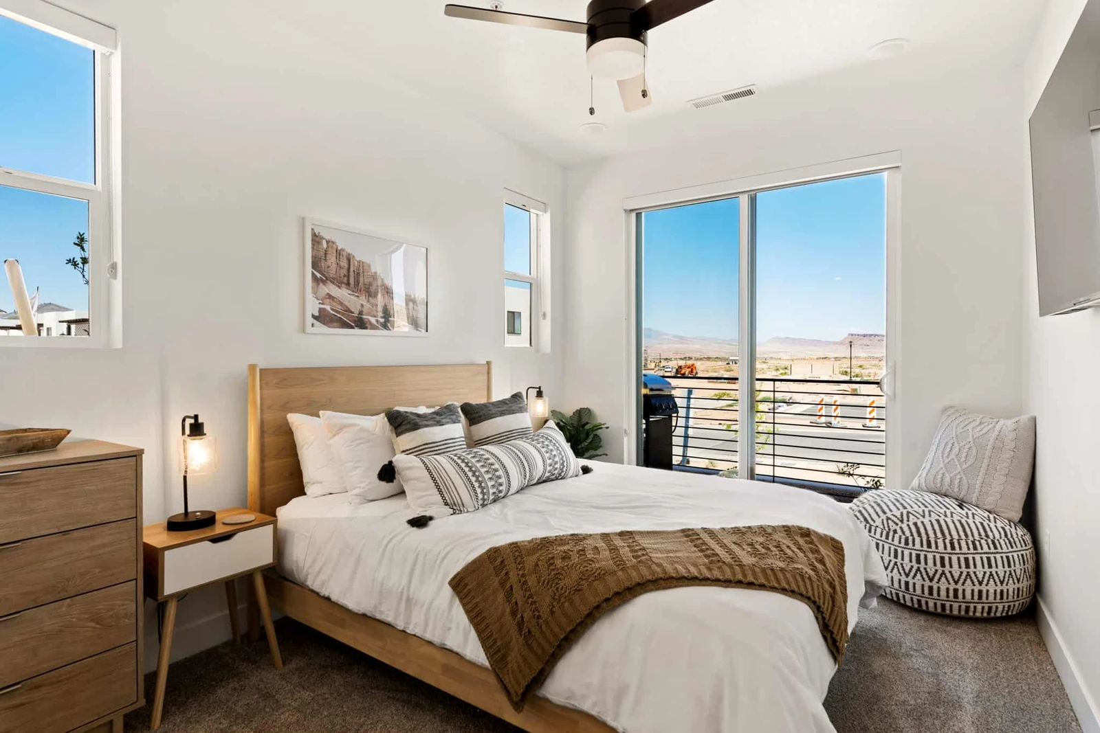 Queen Bedroom