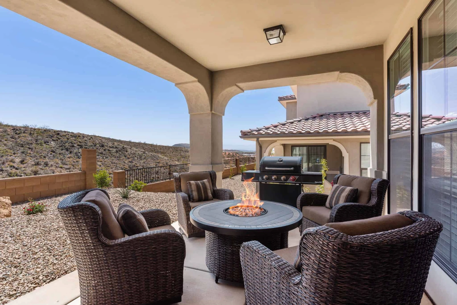 Outdoor Lounge and Fire Table