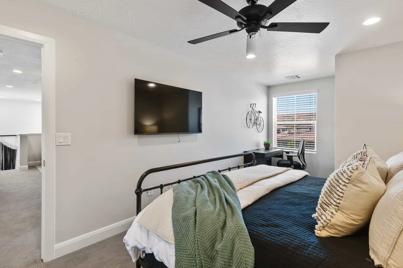 King Bedroom