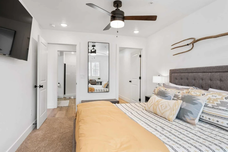 King Bedroom