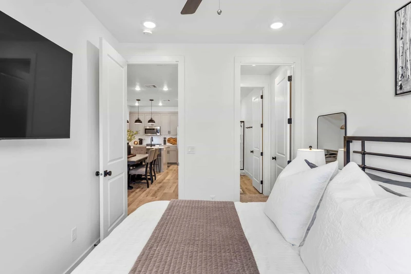 King Bedroom