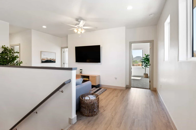 Upstairs Loft Area