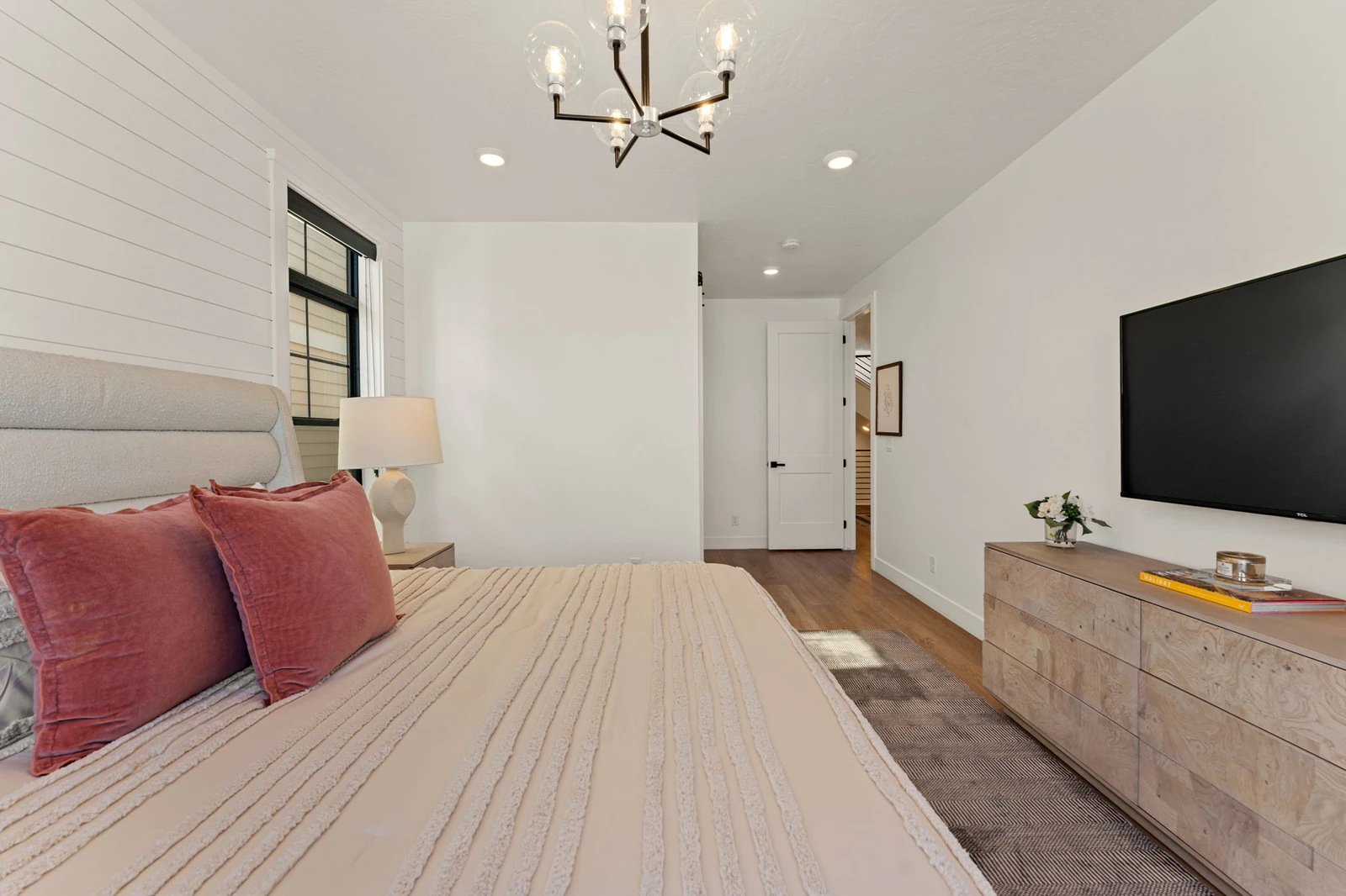 King Bedroom