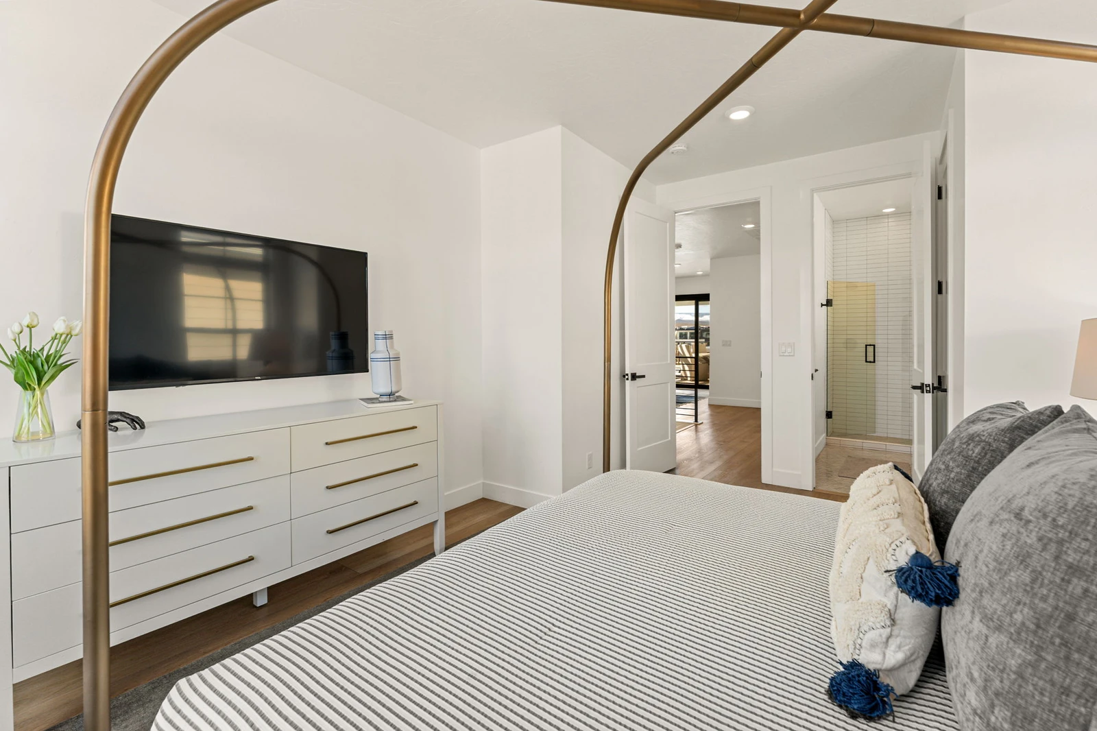 King Bedroom