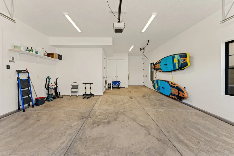 Garage Amenities