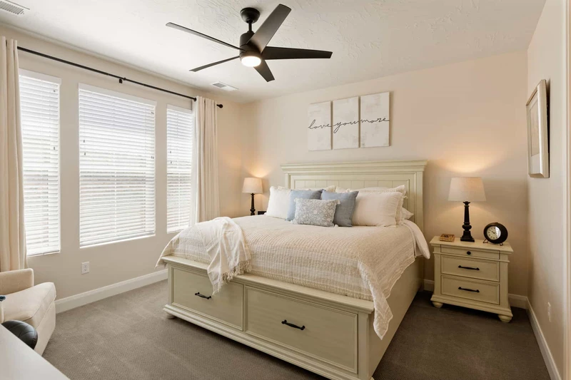 Queen Bedroom