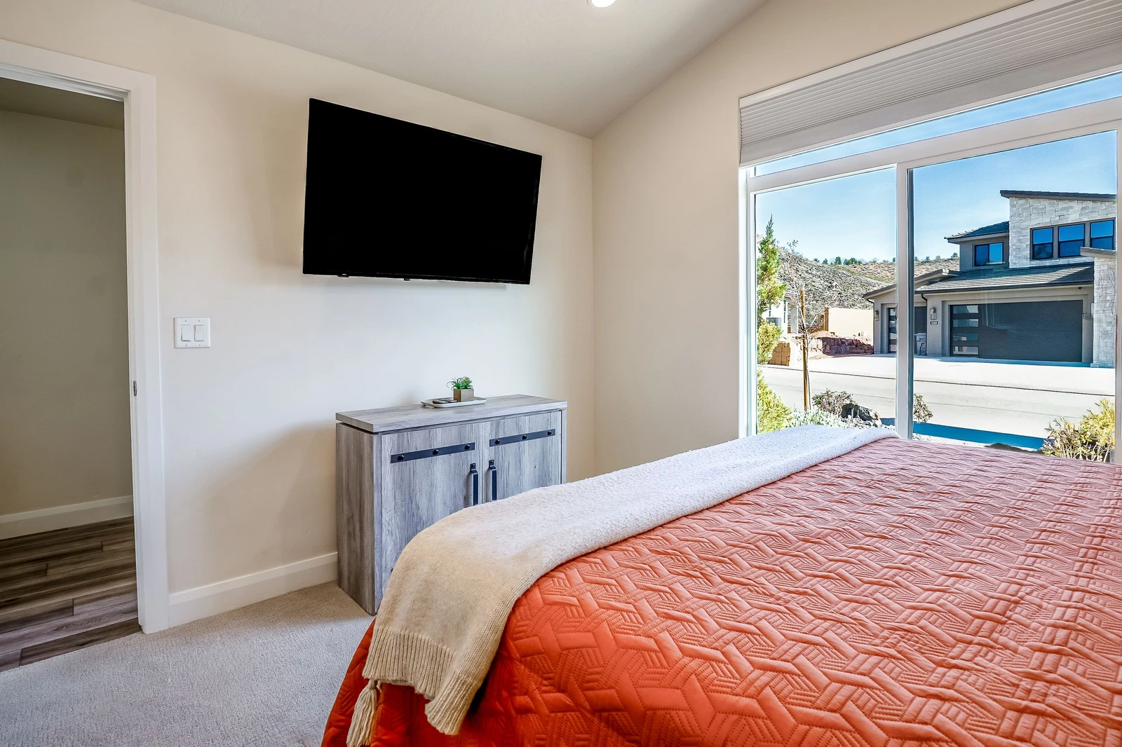 King Bedroom