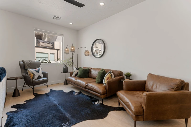 Sitting Area Main Floor