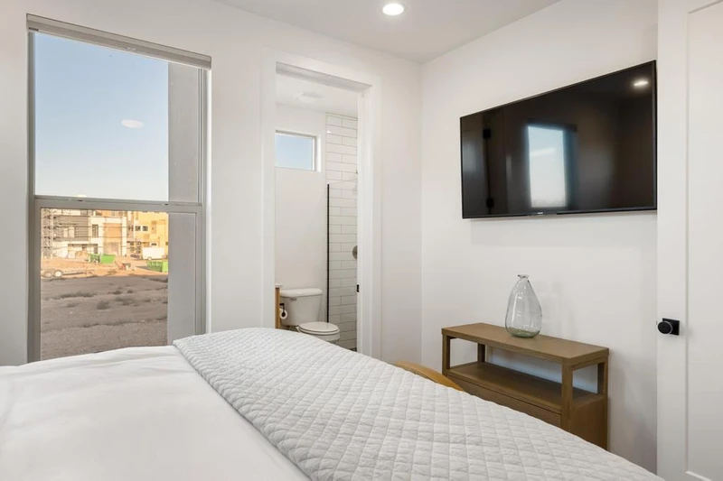 King Bedroom
