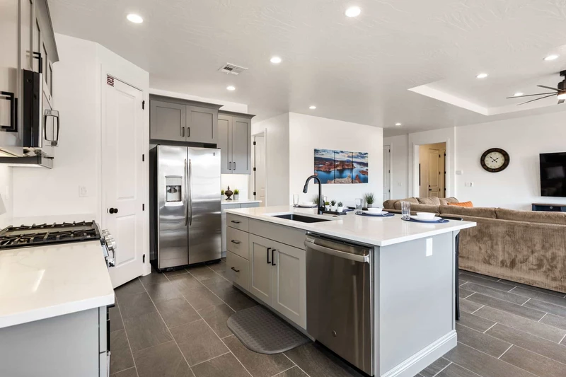 Fully Furnished Kitchen