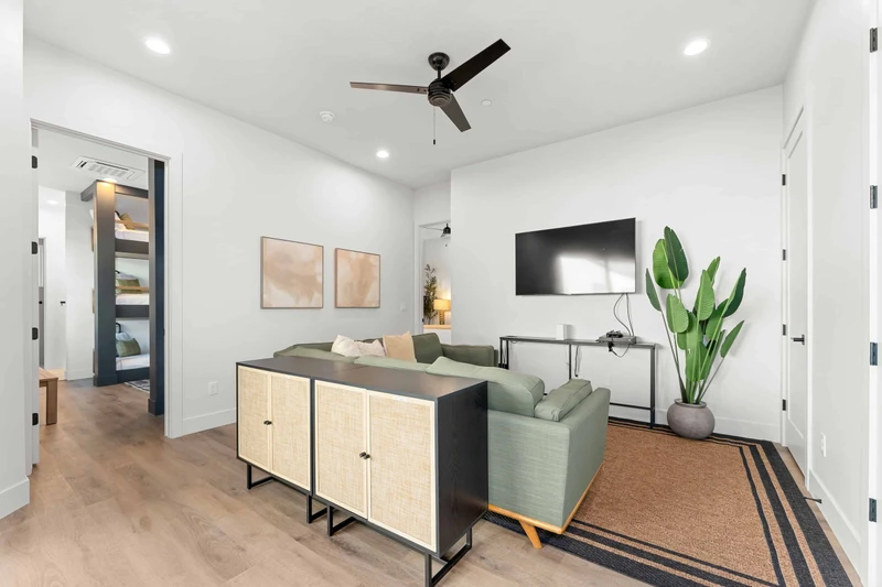 2nd Living Space