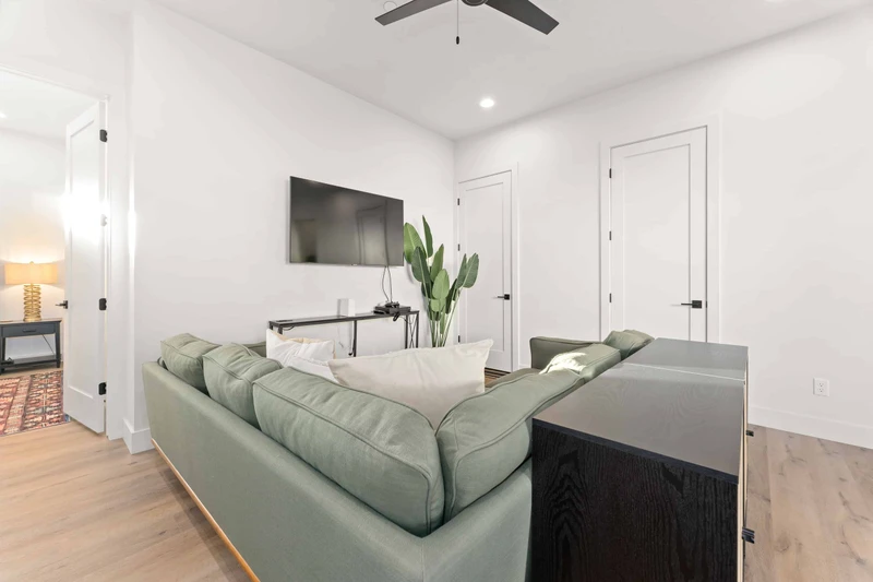 2nd Living Space