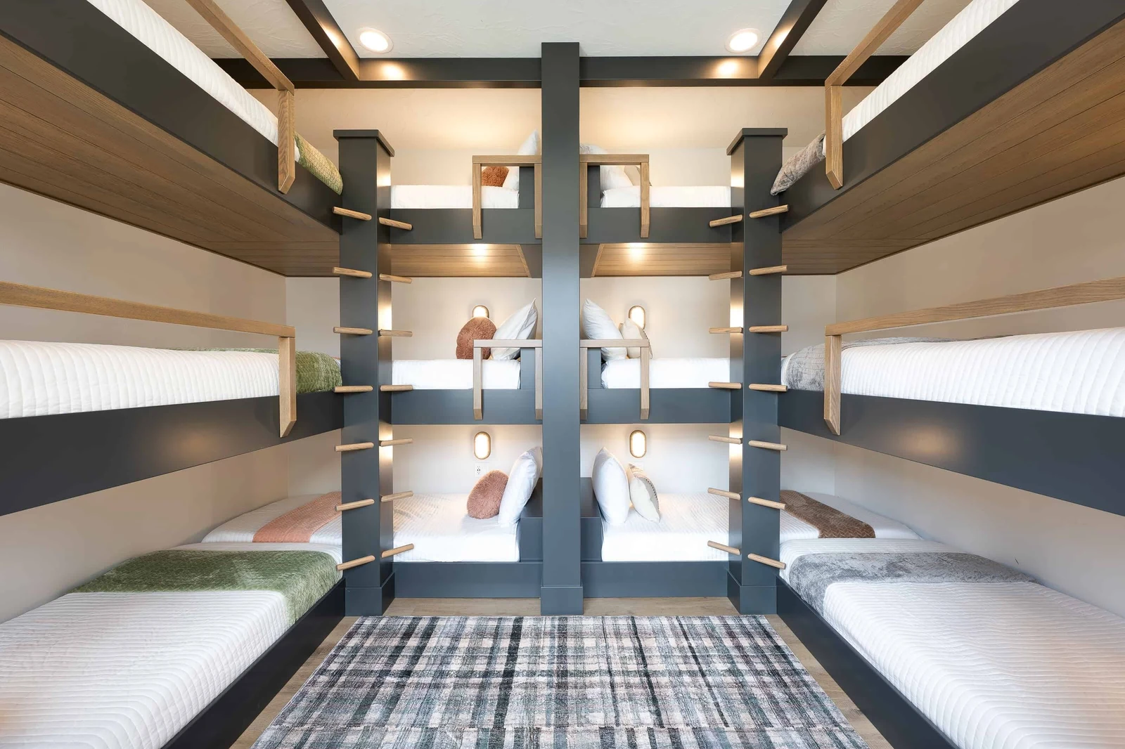 4 Triple Twin Bunk Beds with Attached Bath