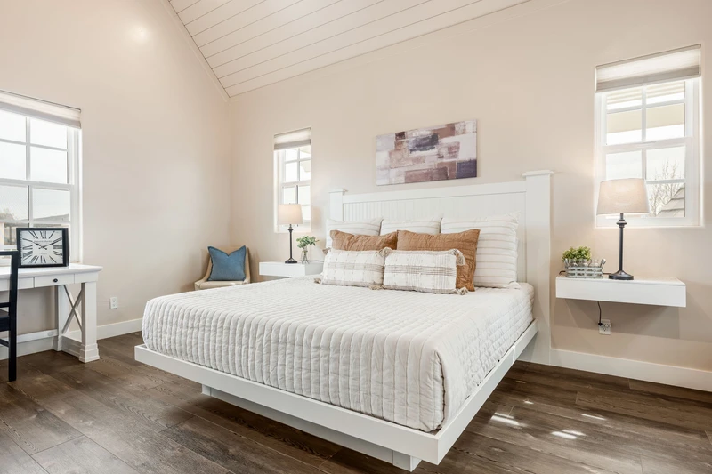 King Bedroom