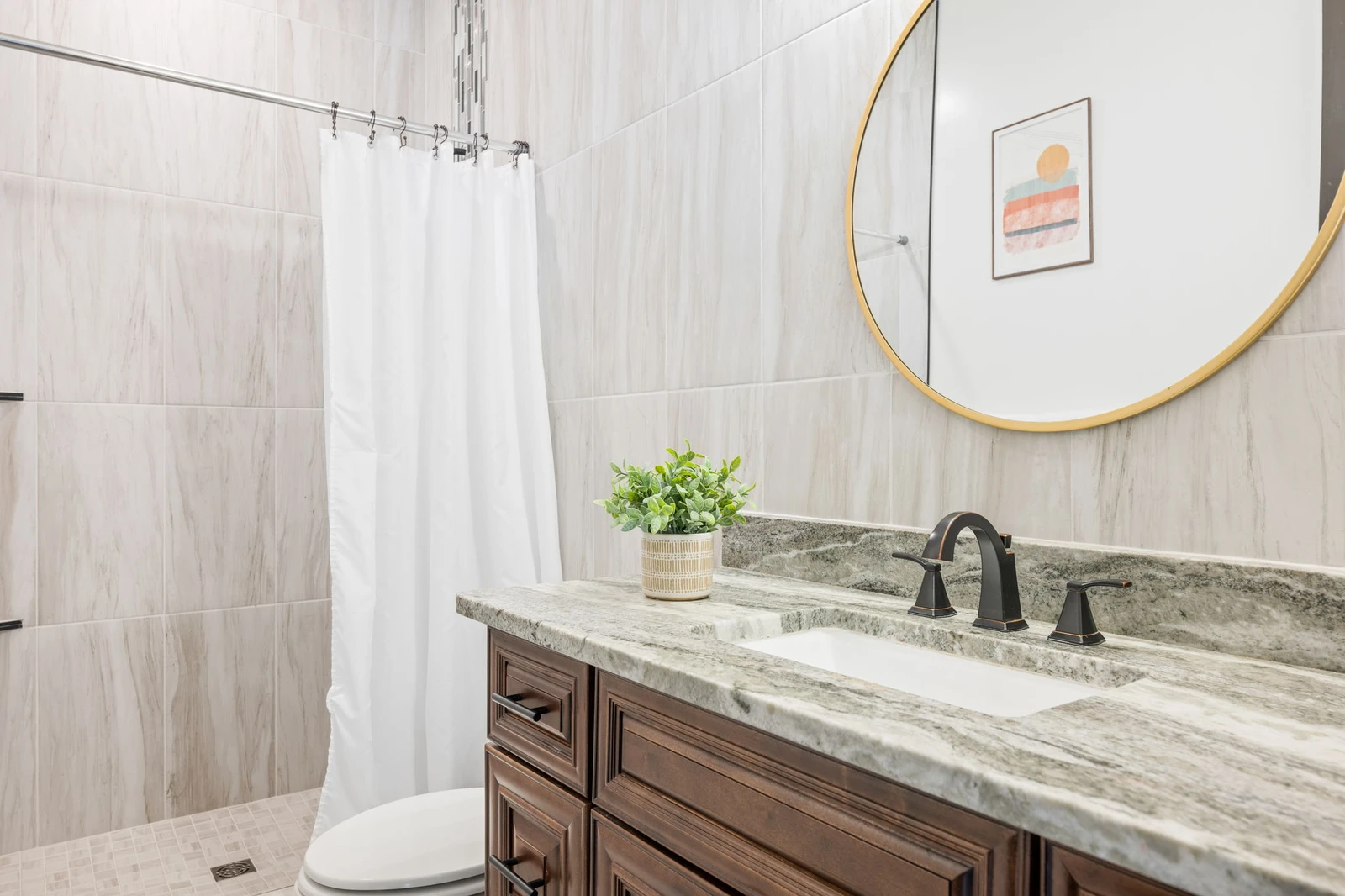 Bunk Room Bathroom