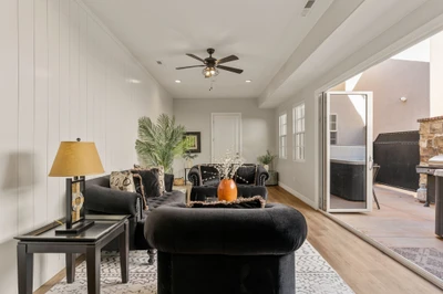 Sitting Room/Patio Access