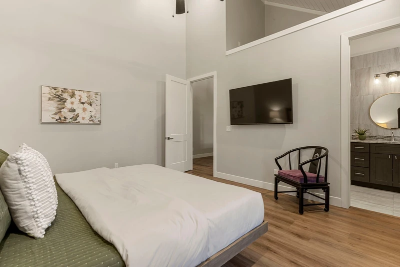 King Bedroom Second Floor