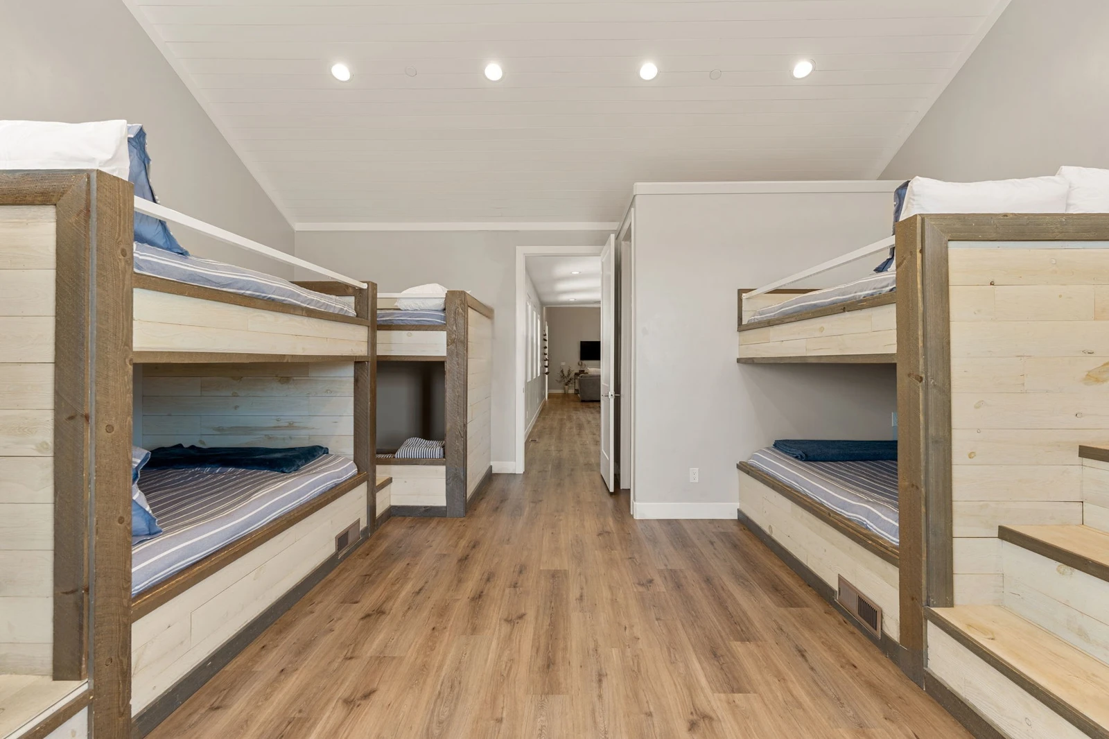 2 Double/Double Bunks + 2 Twin/Double Bunks + Double Bed