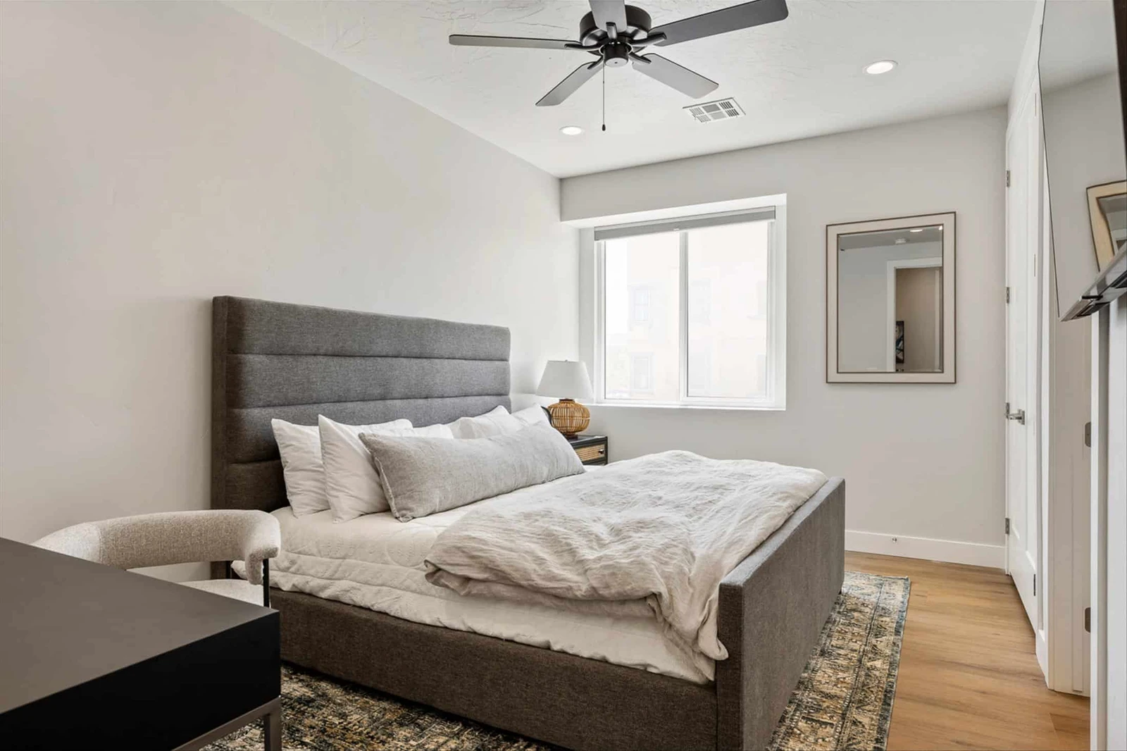 King Bed