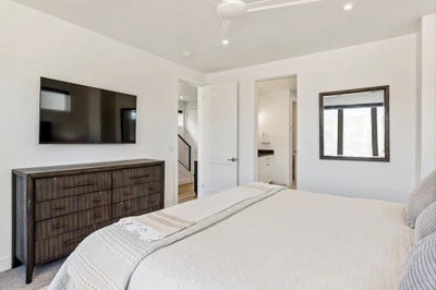 King Bedroom